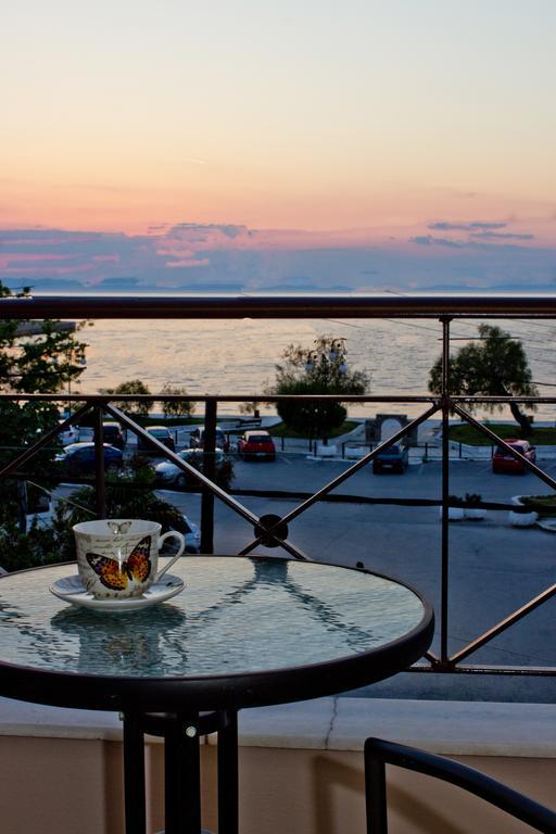 Hotel Galini Лименас Екстериор снимка
