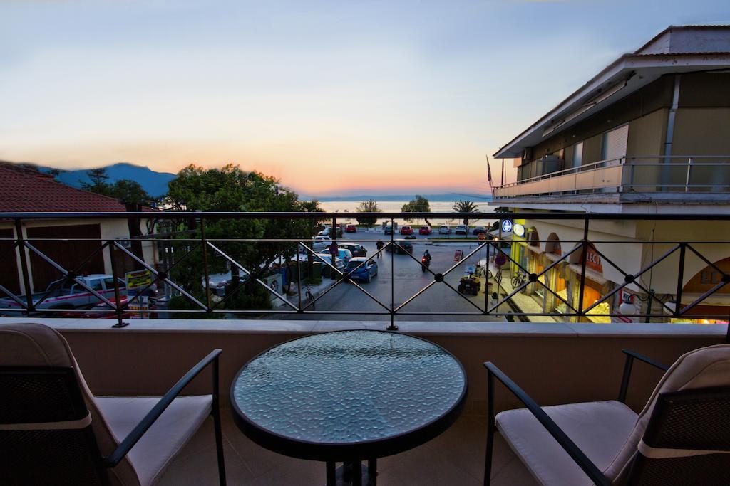 Hotel Galini Лименас Екстериор снимка